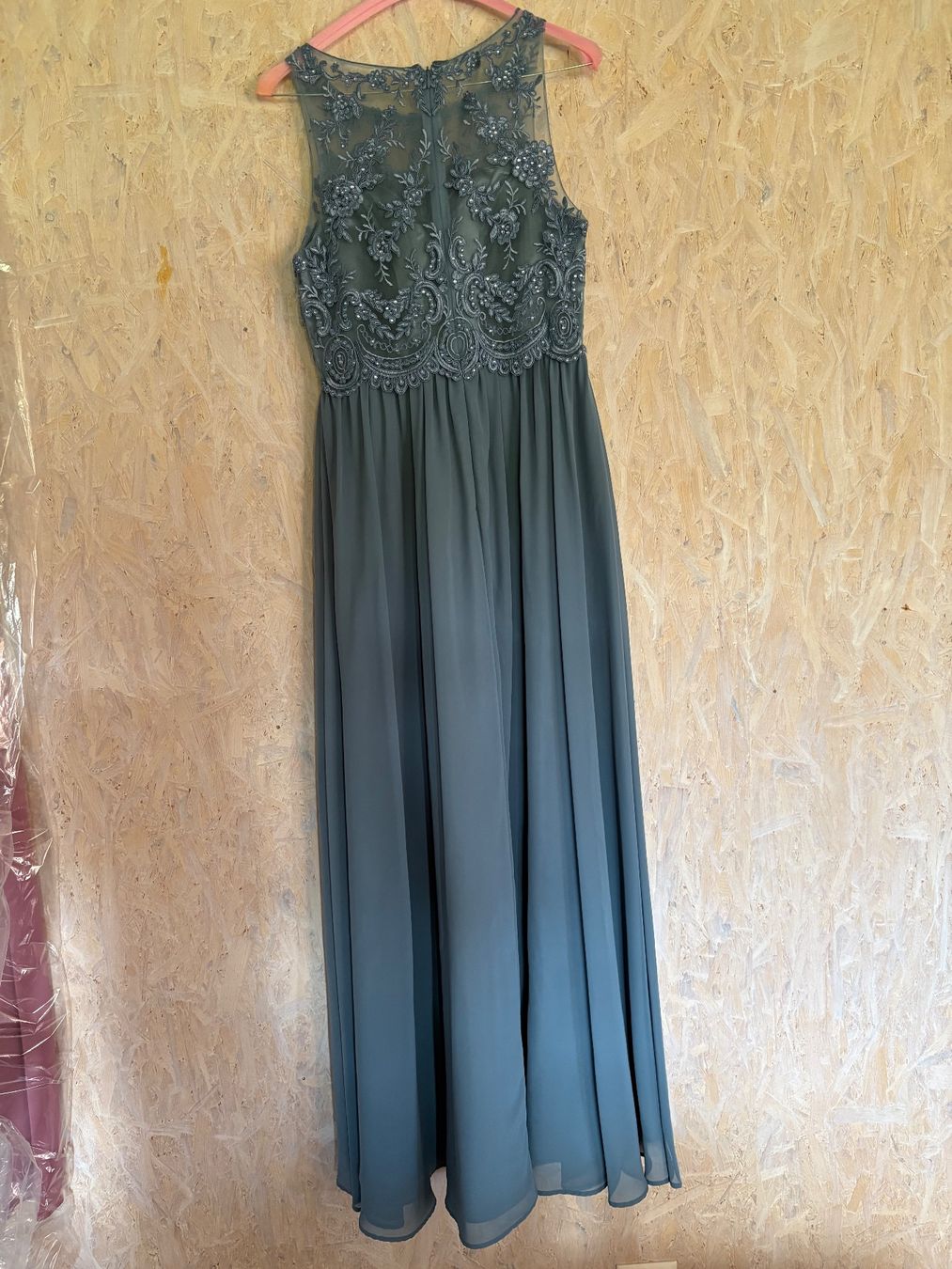 Kleider: Festkleid – Gebraucht aus Alchenstorf von rosawy 1