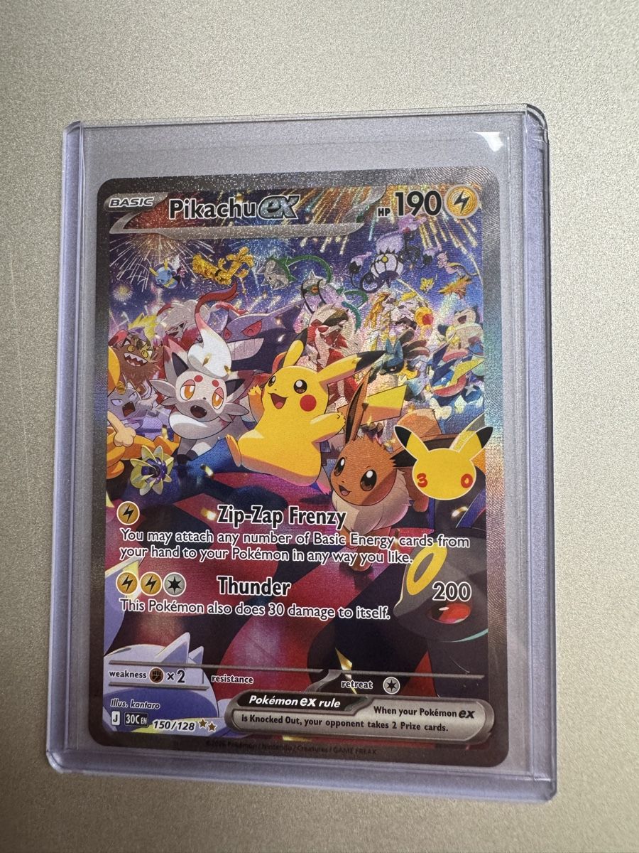 Pokémon Carte collezionabili: Pikachu - 30th Anniverary 150/128 – Nuovo (secondo la descrizione) da Oftringen venduto da John46.
