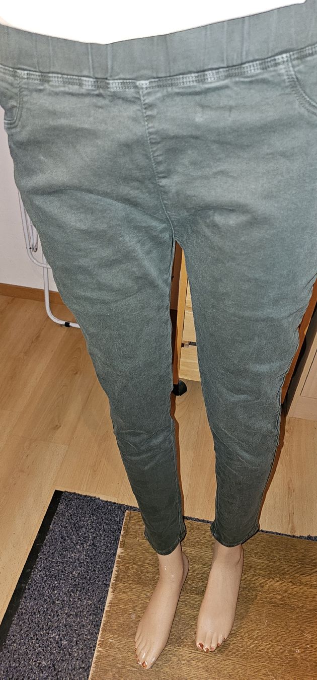 Lotti di vestiti: Damenpaket  Bluse gr.L & Jeggings Gr. 48 – Nuovo (secondo la descrizione) da Ferden venduto da jemyce 2