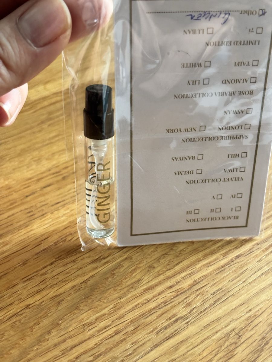 Profumi & Eau de Toilette: Parfum Proben Set verschiedene Marken 11 Stück – Usato da Zürich venduto da Thetimtam 2