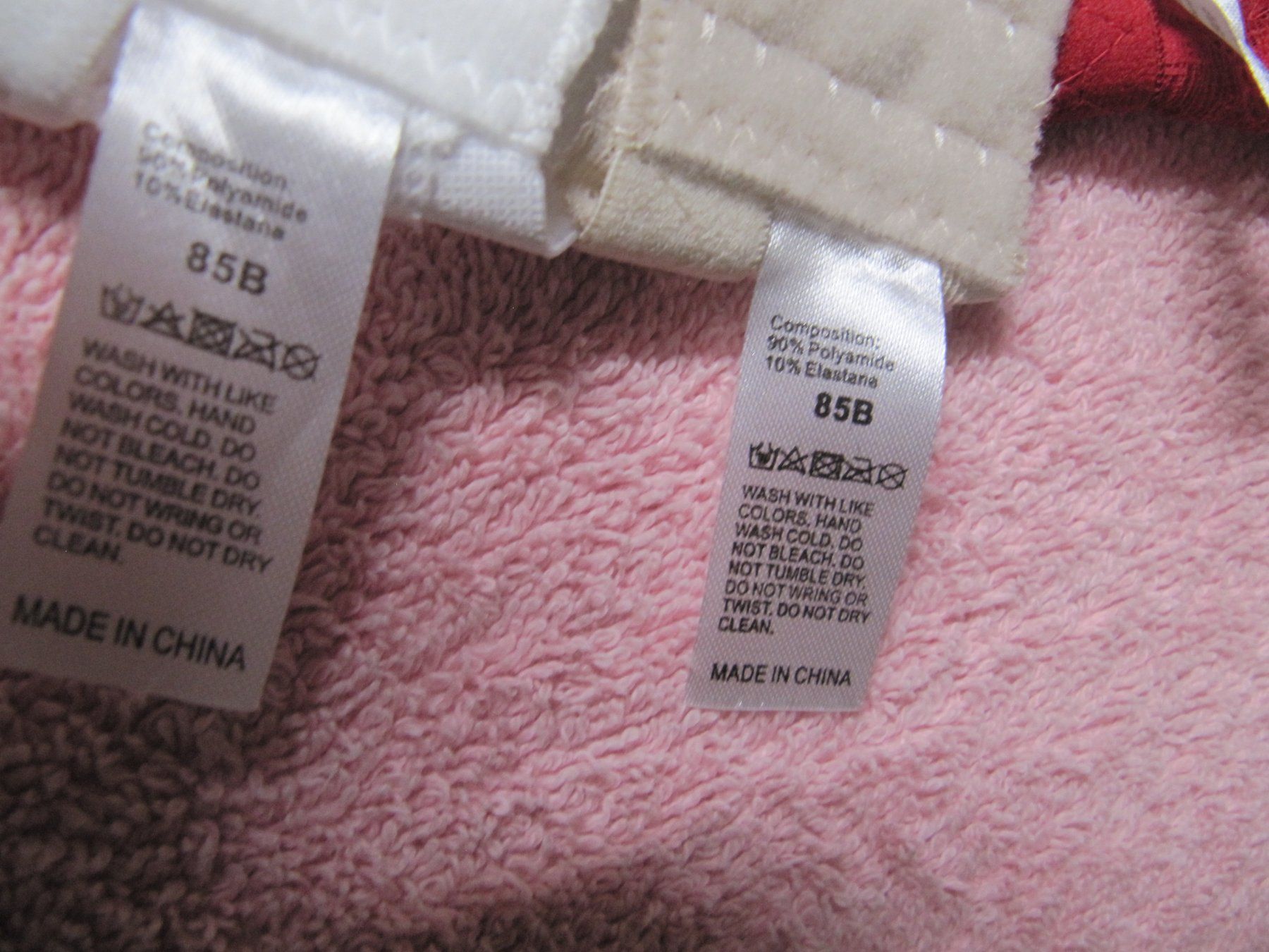 Altra biancheria intima: 3 BHs, Grösse 85B, mit Spitze, neuwertig – Nuovo (secondo la descrizione) da Selzach venduto da Sennemeitschi11 2