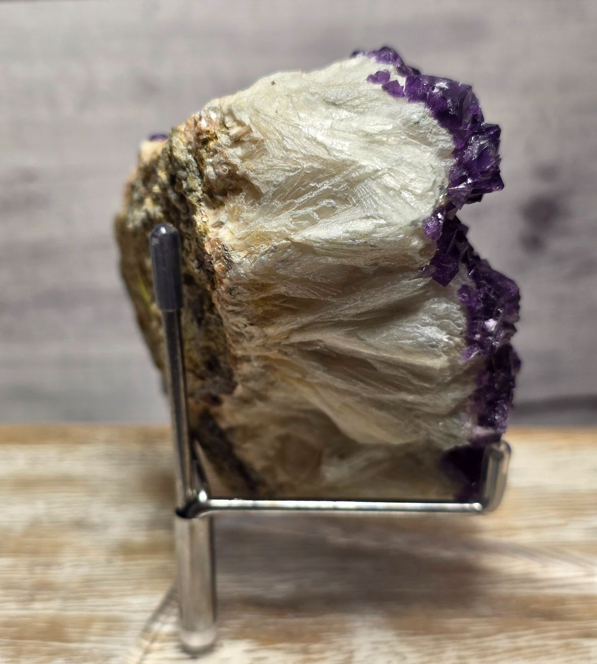 Minerali & Pietre curative: Fluorit Stufe auf Acrylstand 262g – Nuovo e nell'imballaggio originale da Matzingen venduto da Shay_Crystalz 2