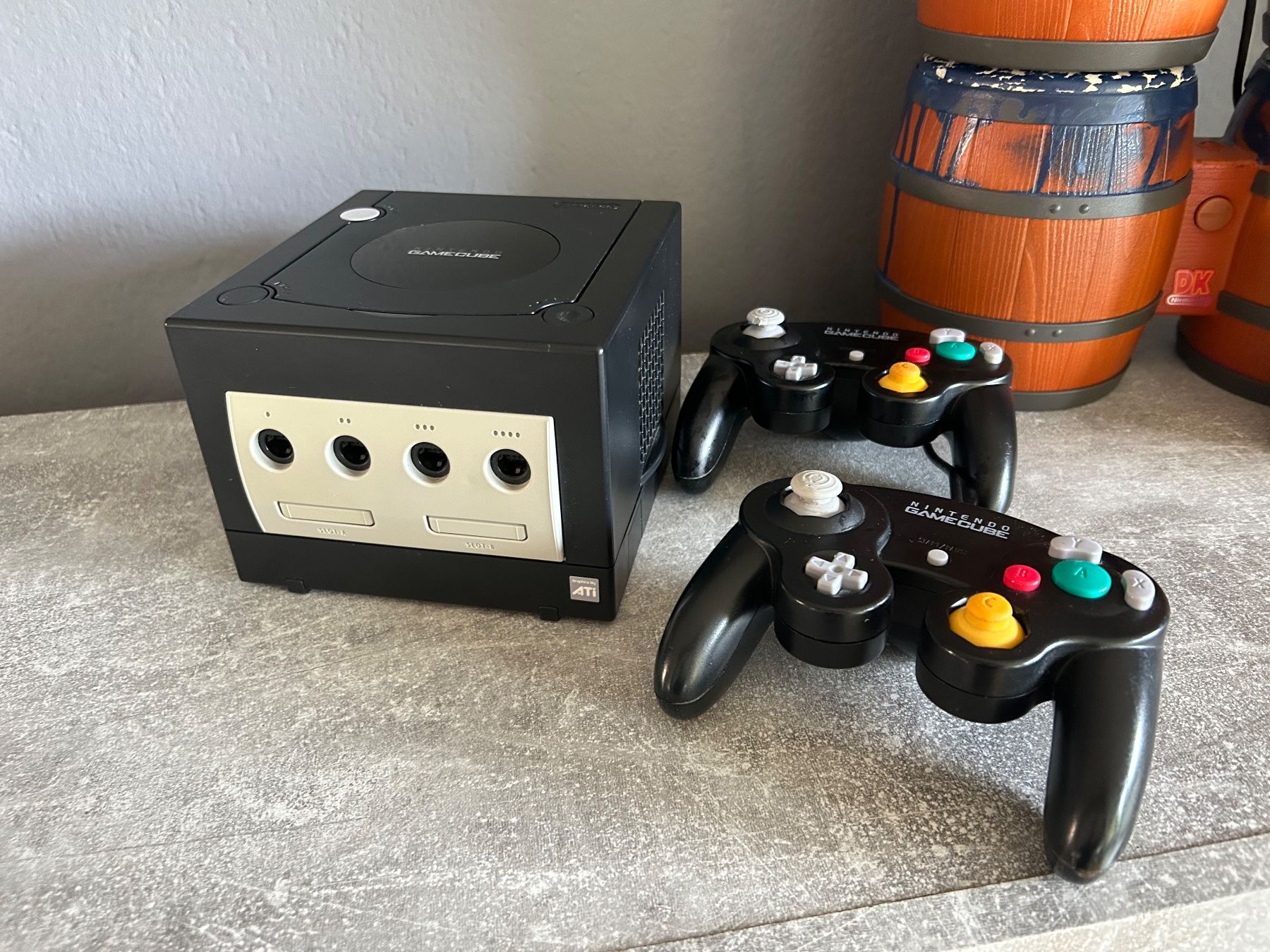 Nintendo Konsolen: Nintendo Gamecube - Donkey Kong Set & 2 Controller & 2 Bongo – Gebraucht aus Oberglatt ZH von  1