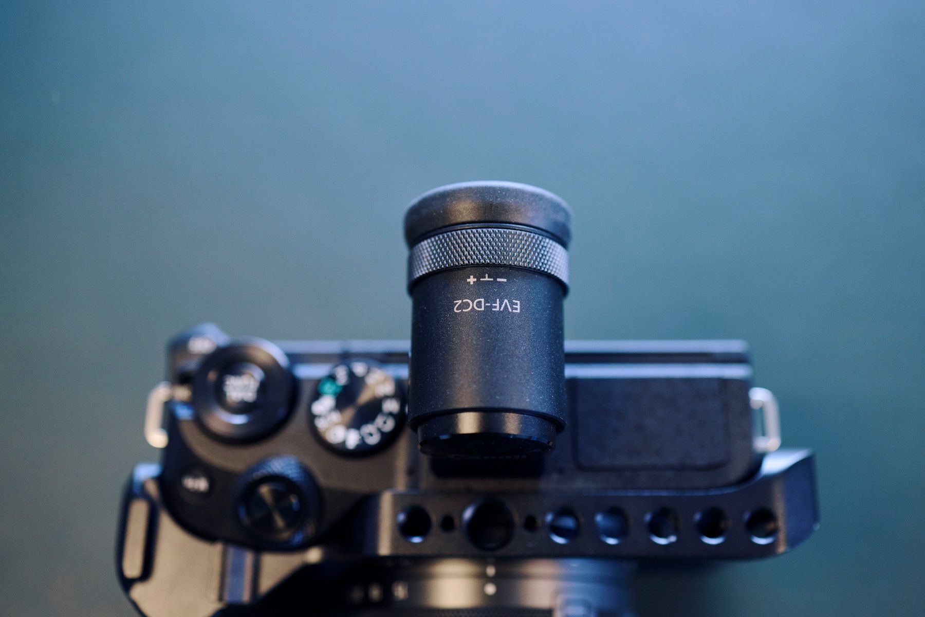 Canon Fotocamera: Canon M6 Mark II inkl. EVF – Usato da Meilen venduto da danielson0_3 5