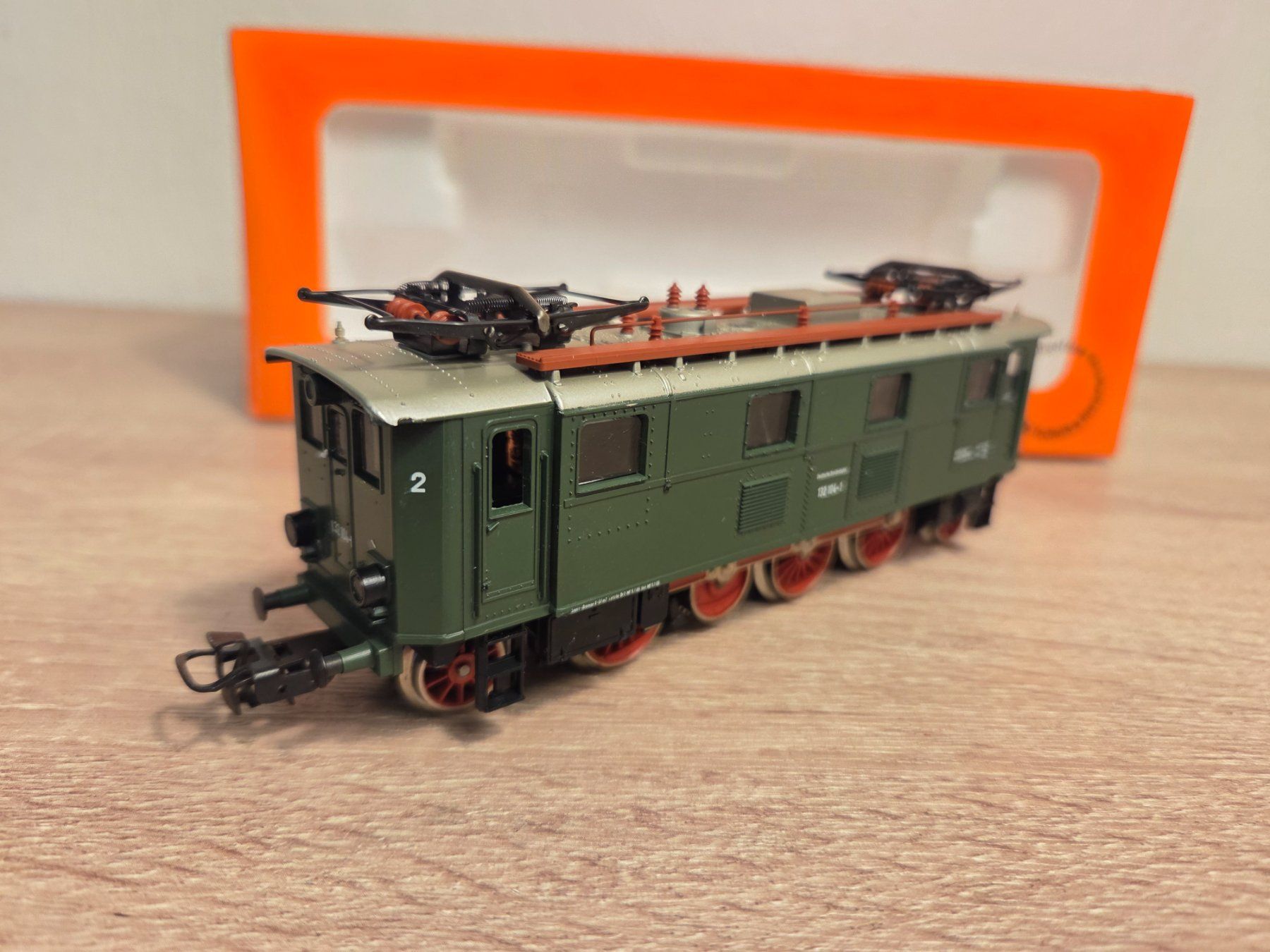 Märklin Modellini di ferrovie: Primex 3192 E-Lok BR 132 DB H0 (1) – Usato da St-Aubin-Sauges venduto da Lo_Go 2