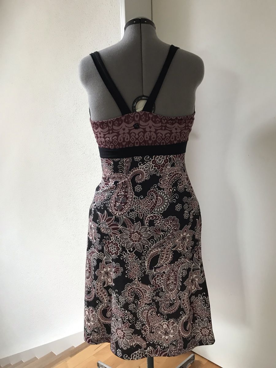 Vestiti: Kleid – Usato da Hettlingen venduto da Nectared6 1