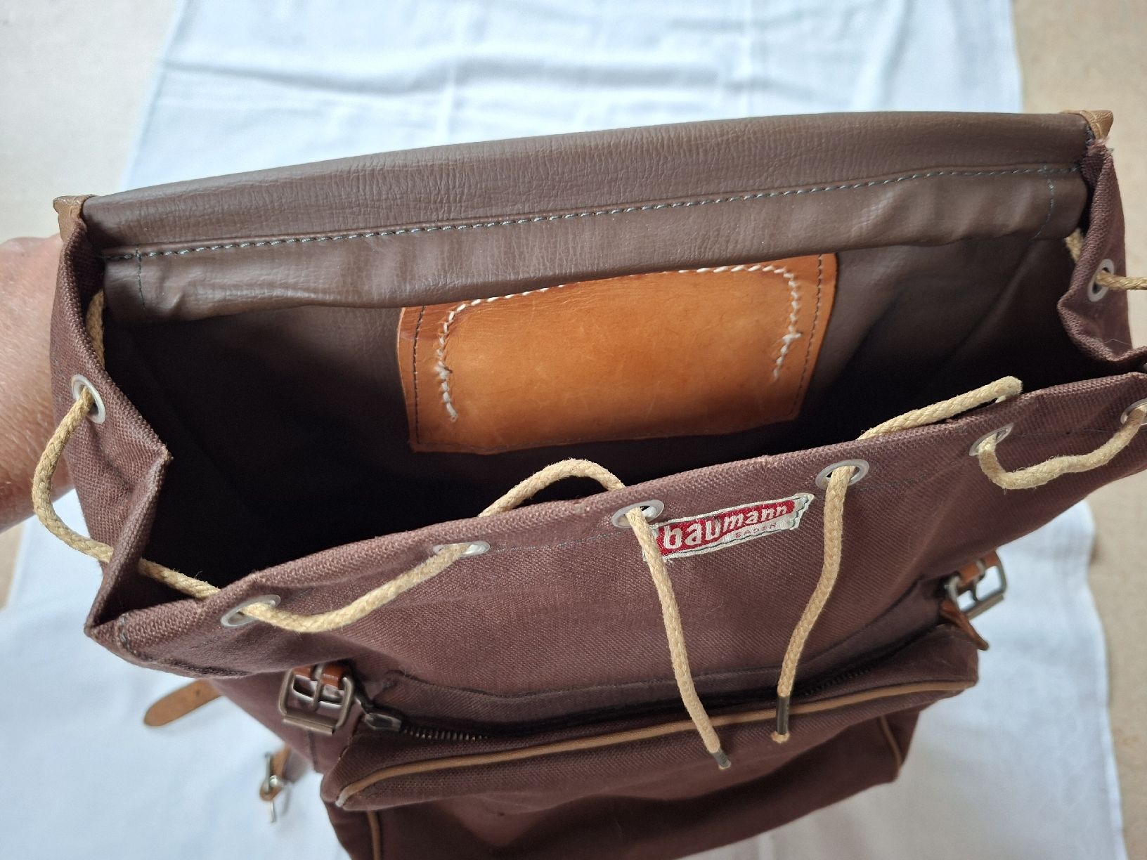 Zaini: antiker Rucksack Baumann Baden braun Leder Canvas  – Usato da Klingnau venduto da vollmond36 4
