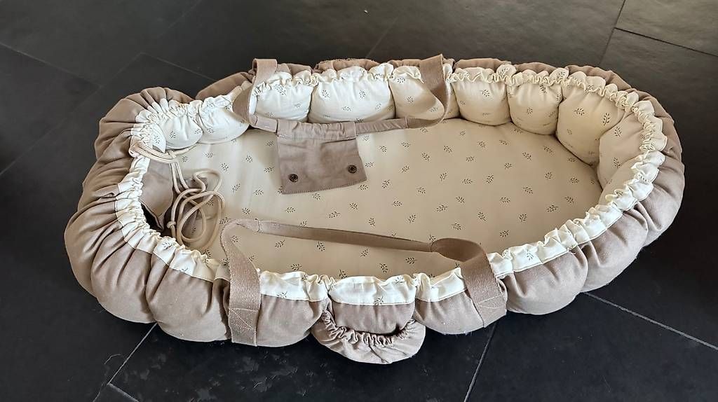 Porte-bébés ventraux & dorsaux: Sebra Babynest 3-in-1 – D'occasion à Dietlikon par Loglogch