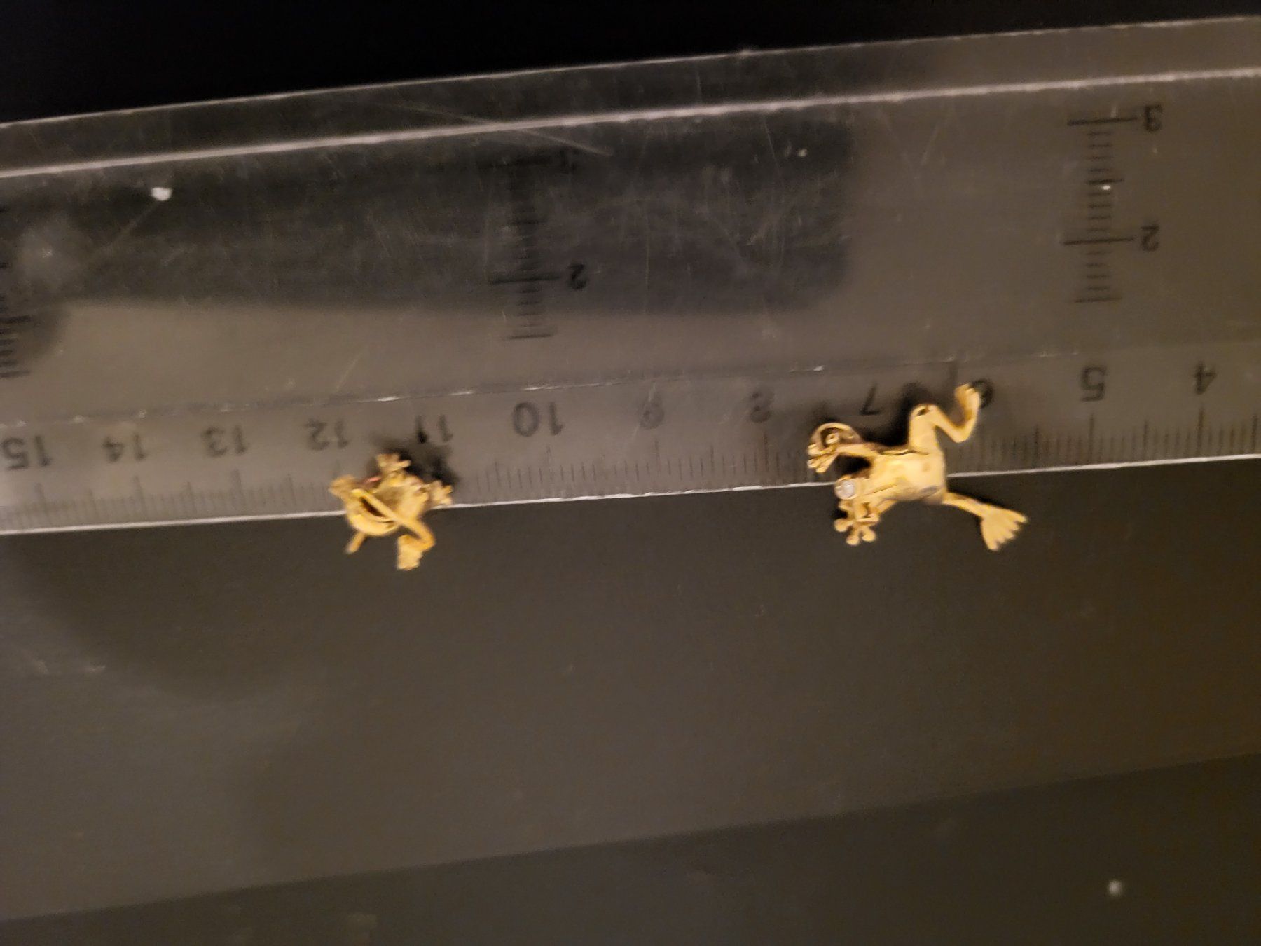 Ciondoli: Goldohrringe mit Greifenseefrosch – Nuovo (secondo la descrizione) da Gutenswil venduto da ghekko88 3