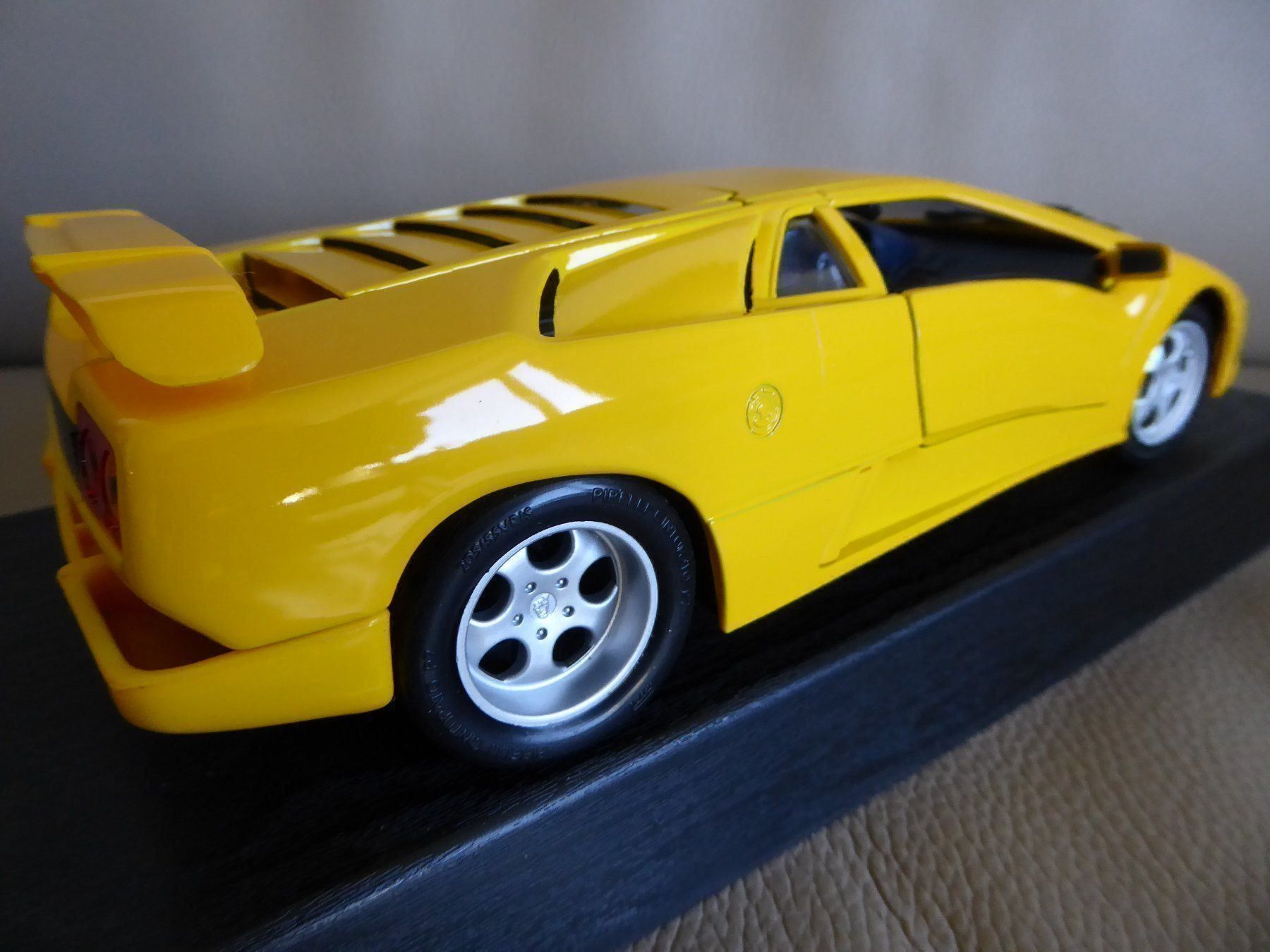 Lamborghini Modellautos: Lamborghini SE 1994/1995 1:18 – Neu (gemäss Beschreibung) aus Hettlingen von Zambole 5