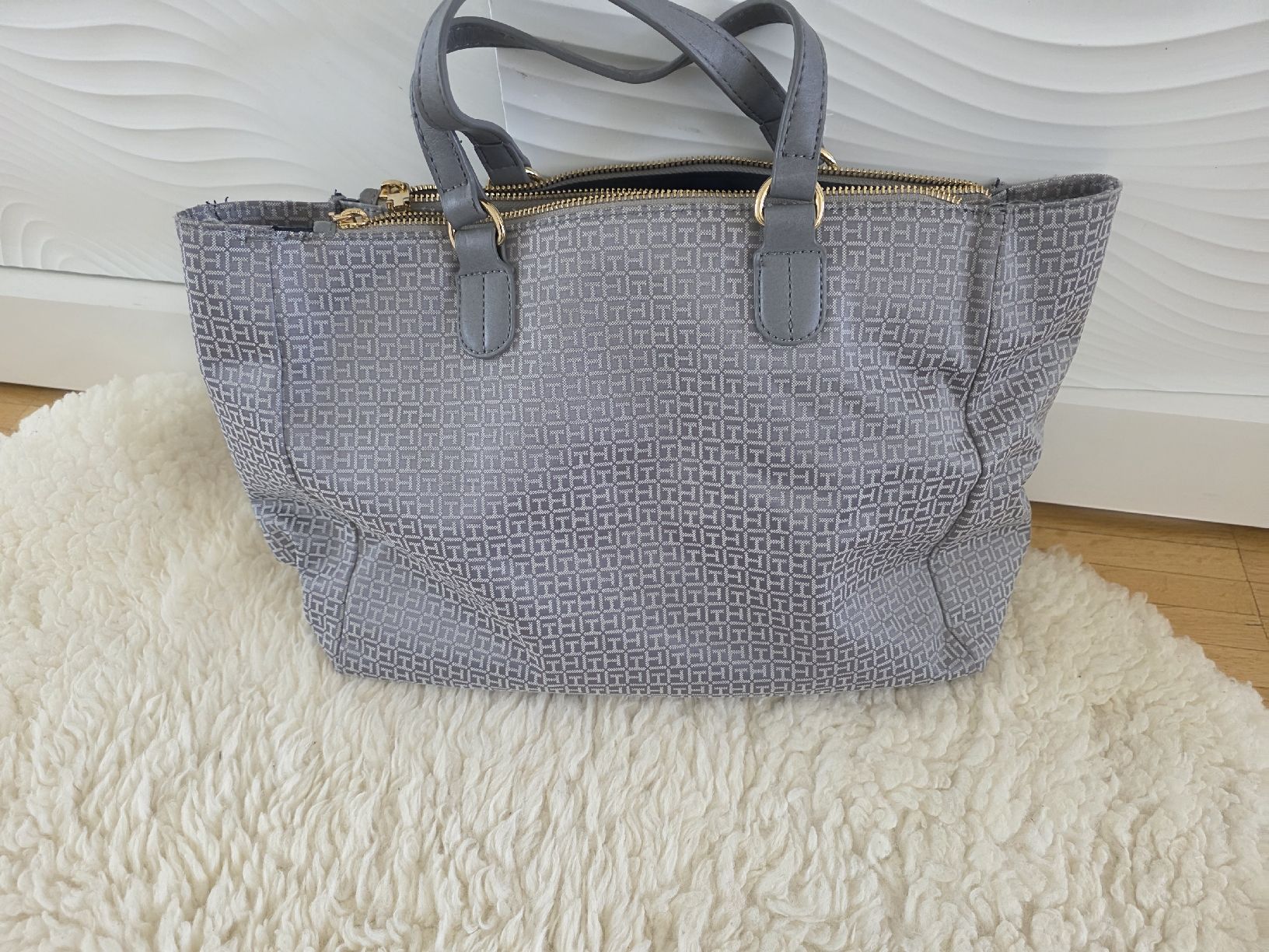 Tommy Hilfiger Borse da donna: Tommy Hilfiger Handtasche Grau – Usato da Laufenburg venduto da may_r2st