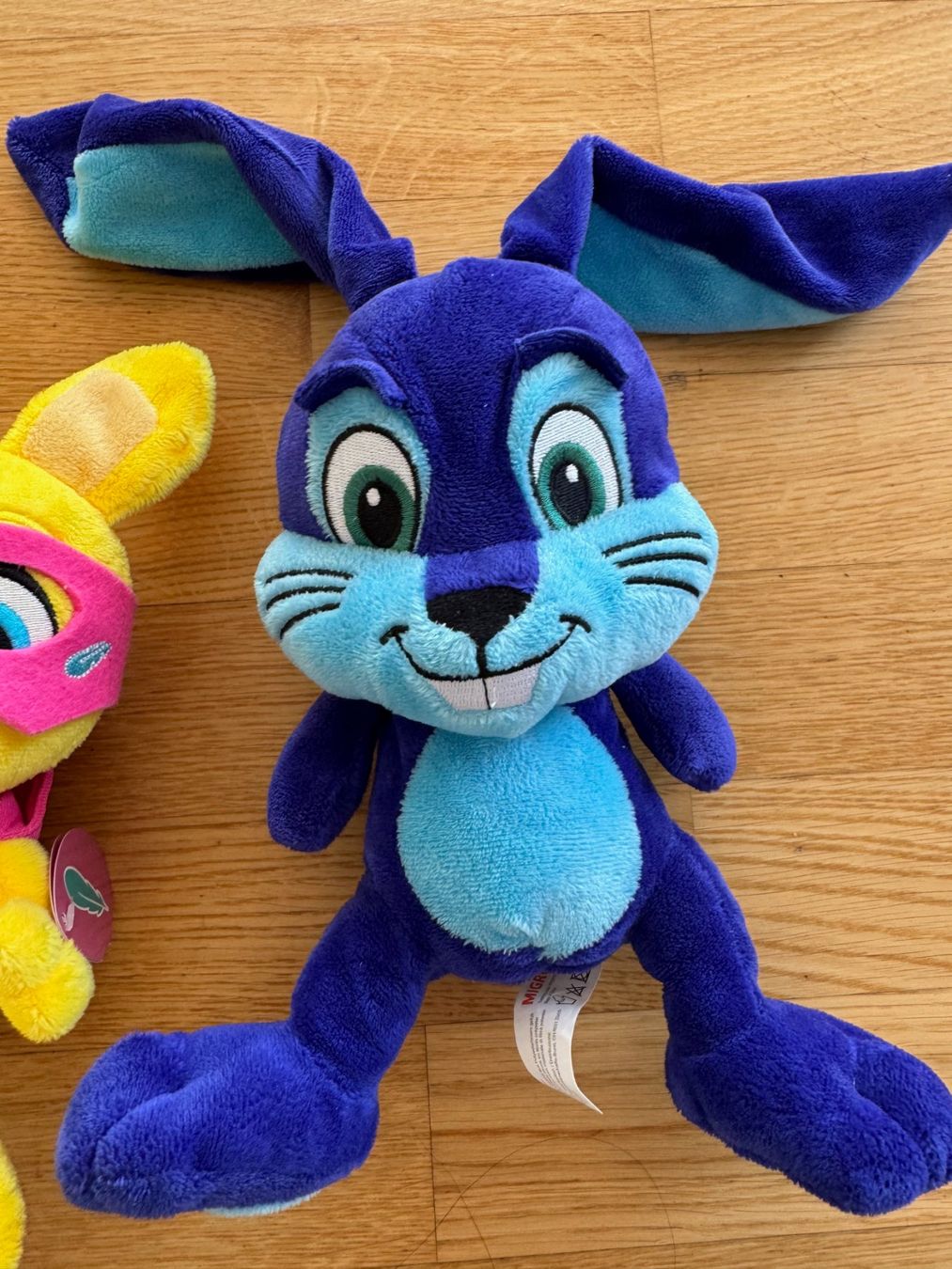 Migros Spielzeuge: Migros Plüsch Osterhasen Sammeln – Gebraucht aus Staufen von MARINTSUM 4
