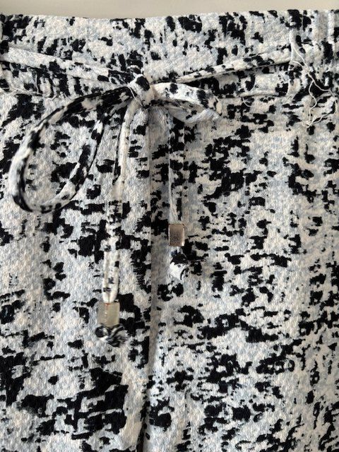 H&M Pantaloni: Coole Hose im Joggingstyle – Usato da Zürich venduto da CoCos_Closet 2