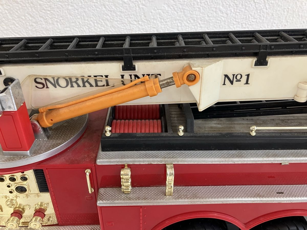 Modellini d'auto: Altes Feuerwehrauto  – Usato da Horgen venduto da Grizzly83 3