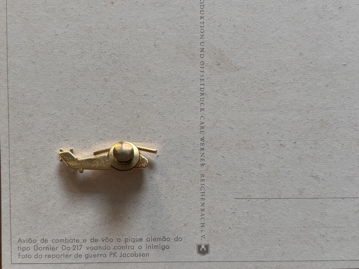 Plaketten & Abzeichen: Pin, 2 Stück Luftwaffe und 2 Postkarten – Neu (gemäss Beschreibung) aus Zürich von gucks 5