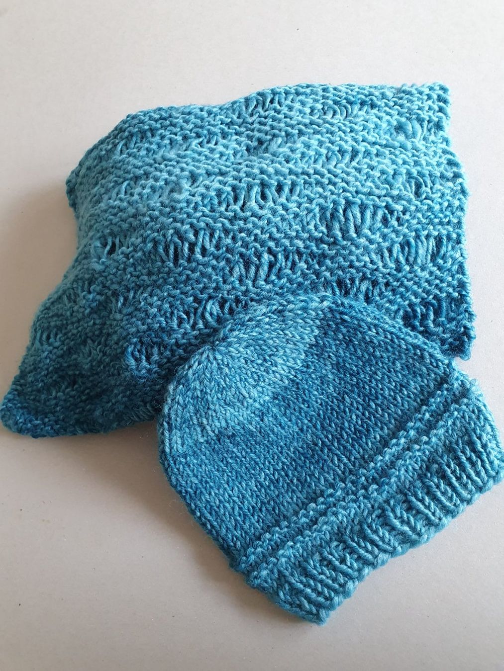 Foulards, Tücher & Schals: Schal und Mütze als Set, gestrickt – Neu (gemäss Beschreibung) aus Jonen von h-blxgirl79