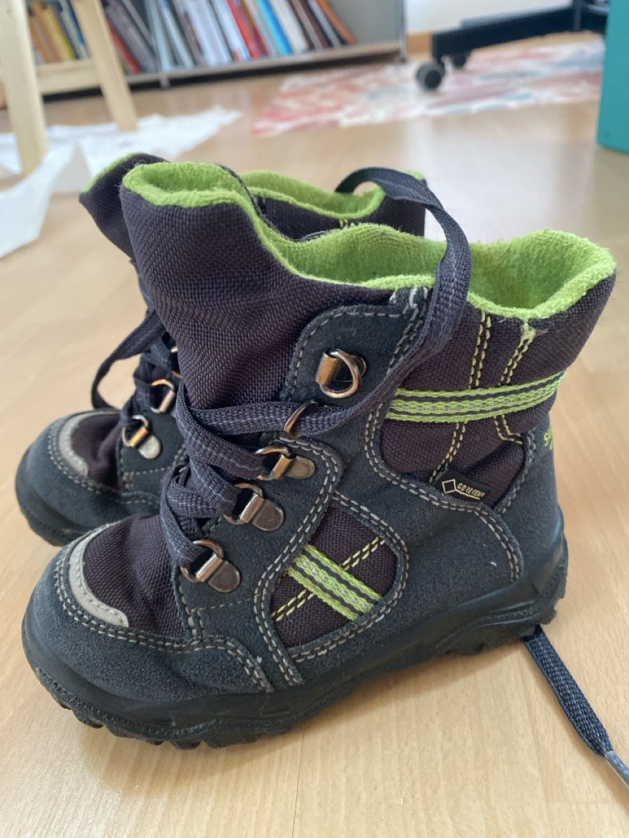 Superfit Scarpe per ragazzi: Superfit Gore-Tex Winterstiefel Gr. 24 – Usato da St. Gallen venduto da Msgoethe
