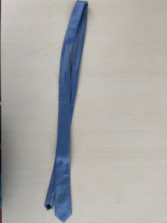 Eleganter blaue Knabenkrawatte , praktisch Neu!
