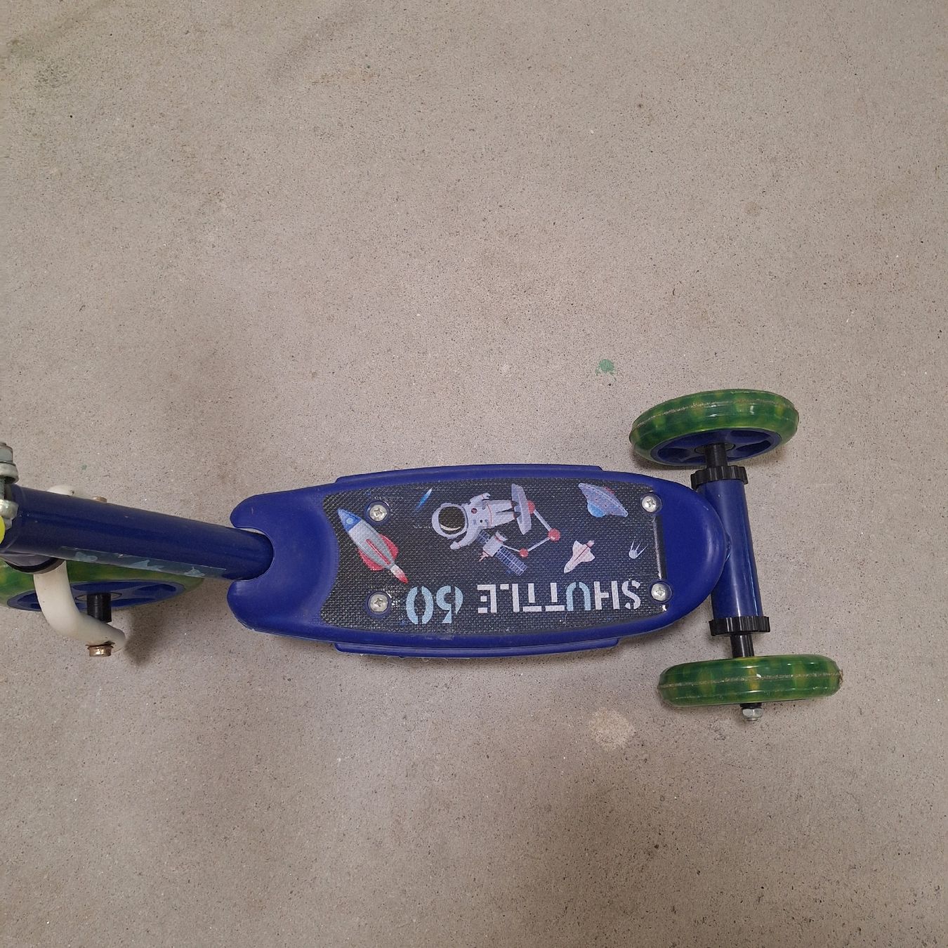 Kickboard: monopattino 2 anni – Nuovo (secondo la descrizione) da Vacallo venduto da ele_57sz 2