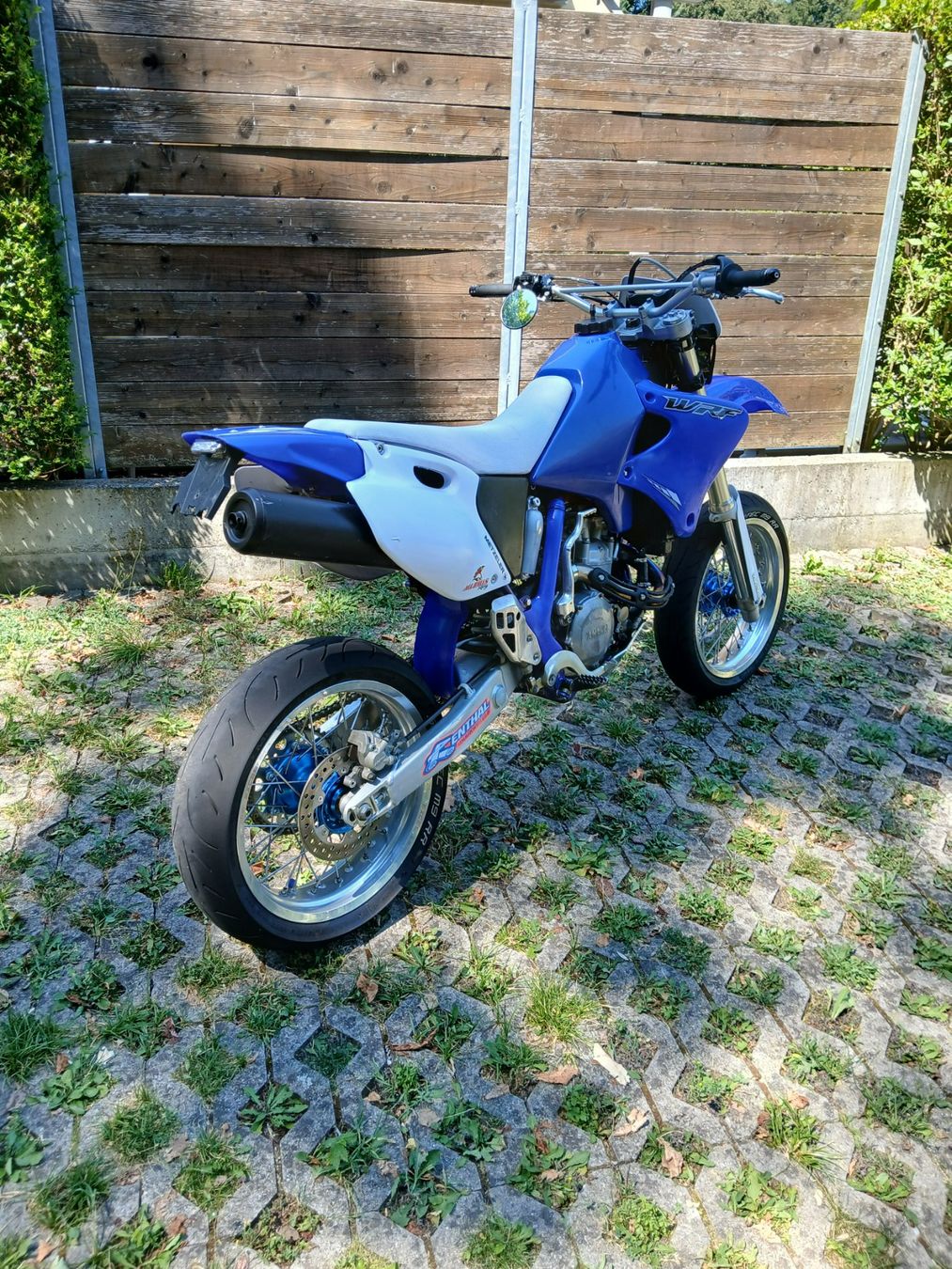 Yamaha Strada: Yamaha WR400F – Usato da Kägiswil venduto da jesse159
