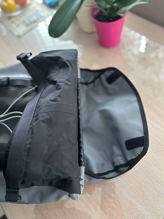 Zaini: Sac à dos FeelFree étanche – Nuovo (secondo la descrizione) da Petit-Lancy venduto da gnc_l2xq 3