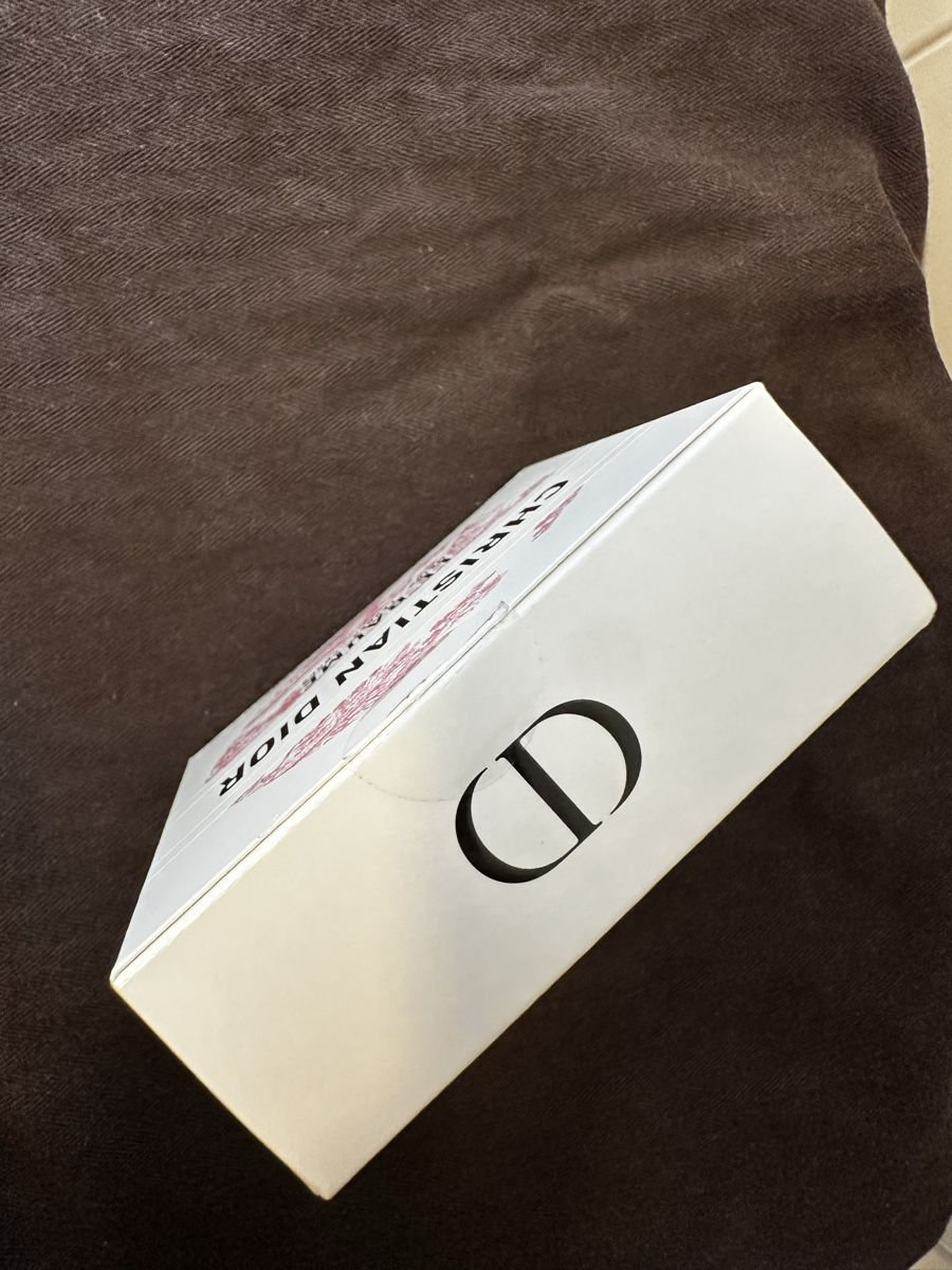 Dior Soins hydratants: Christian Dior Le Baume Hands – Neuf avec emballage d'origine à Wallisellen par nv7 4