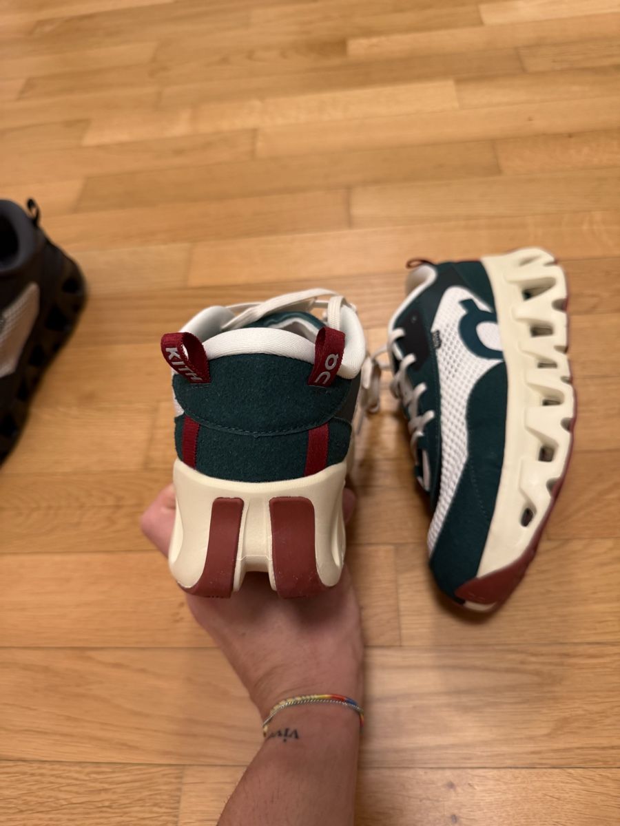 On Chaussures hommes: Kith On Running shoes – Neuf avec emballage d'origine à Tann par DicianniLe 3