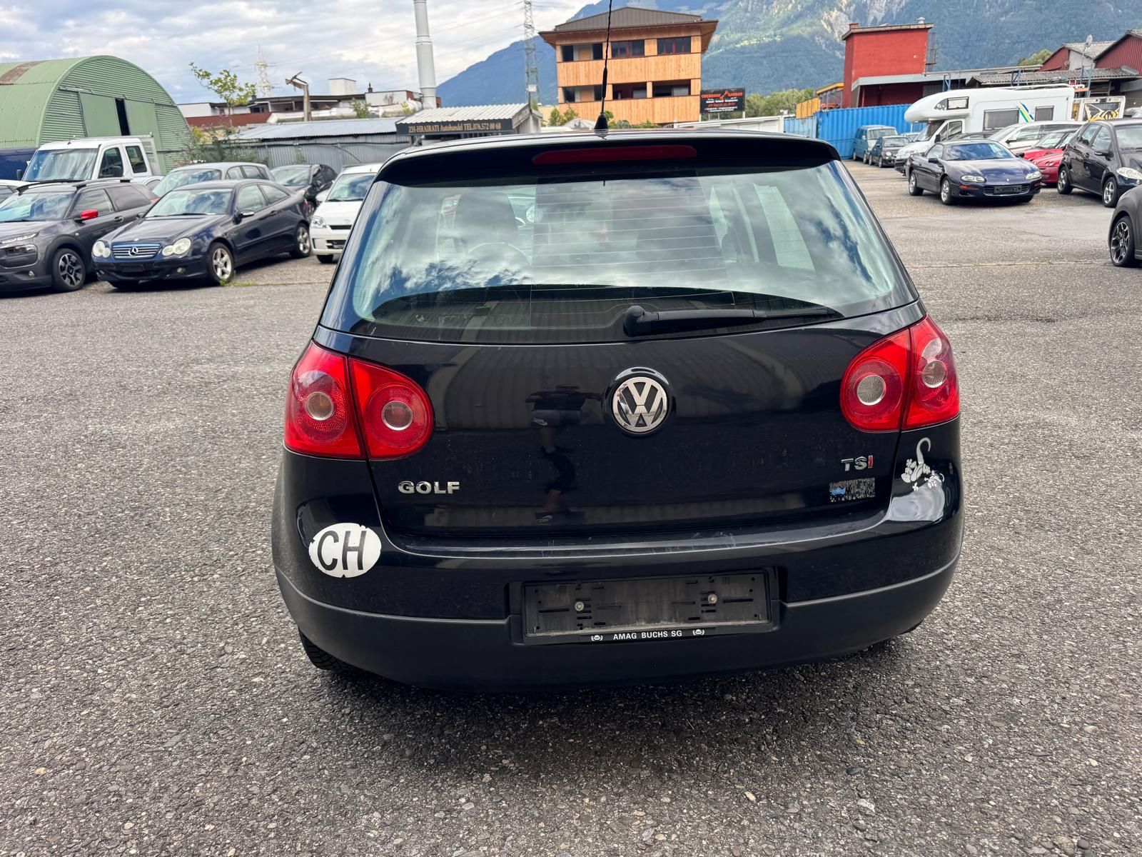 VW Automobili: VW Golf V 1.4 Benziner handschaltung – Usato da Eschen venduto da kingkong010 3