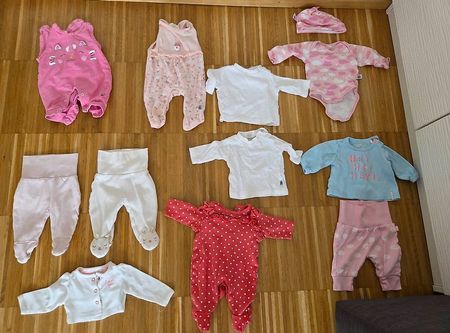 Babykleidung Grösse 50