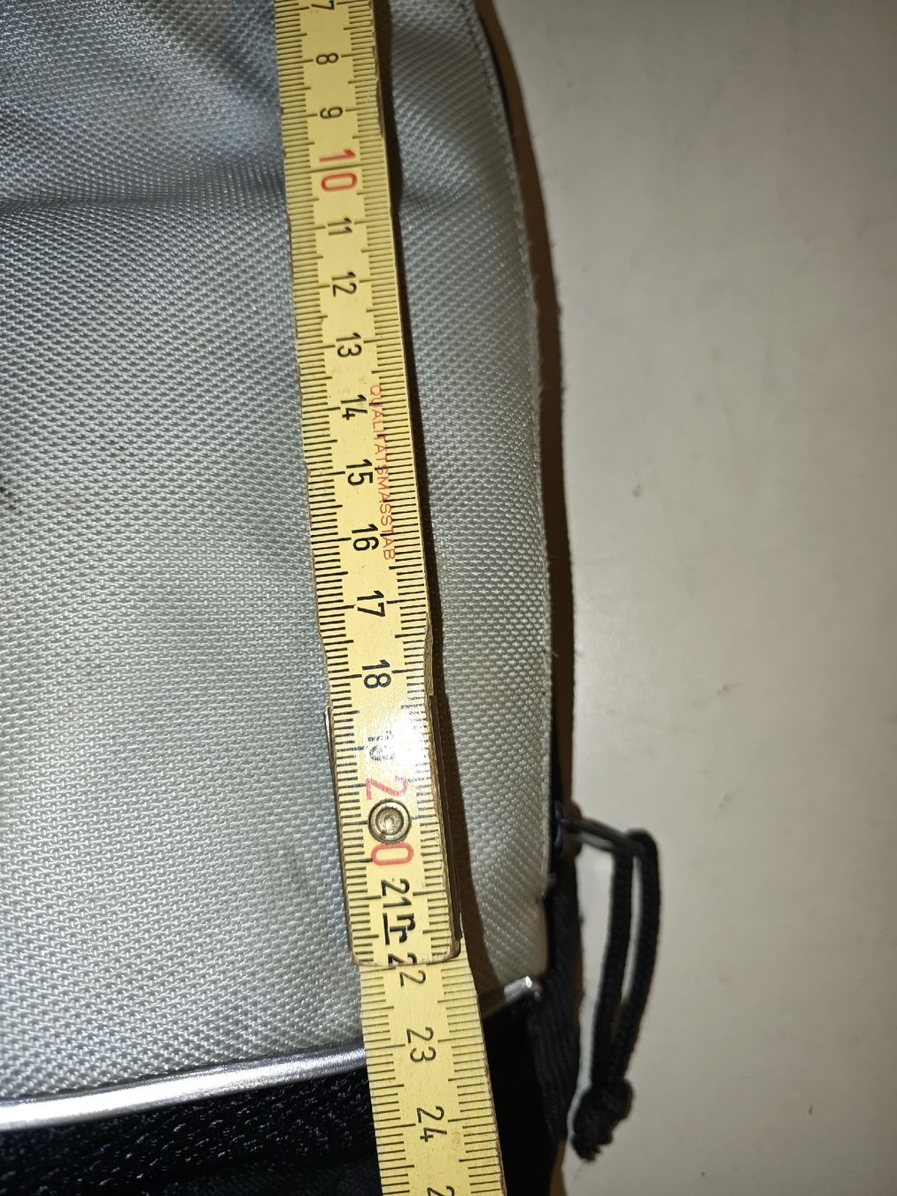 Suzuki Zaini: Suzuki Rucksack.  (nov524) – Usato da Künten venduto da Schnaepplihuus 5