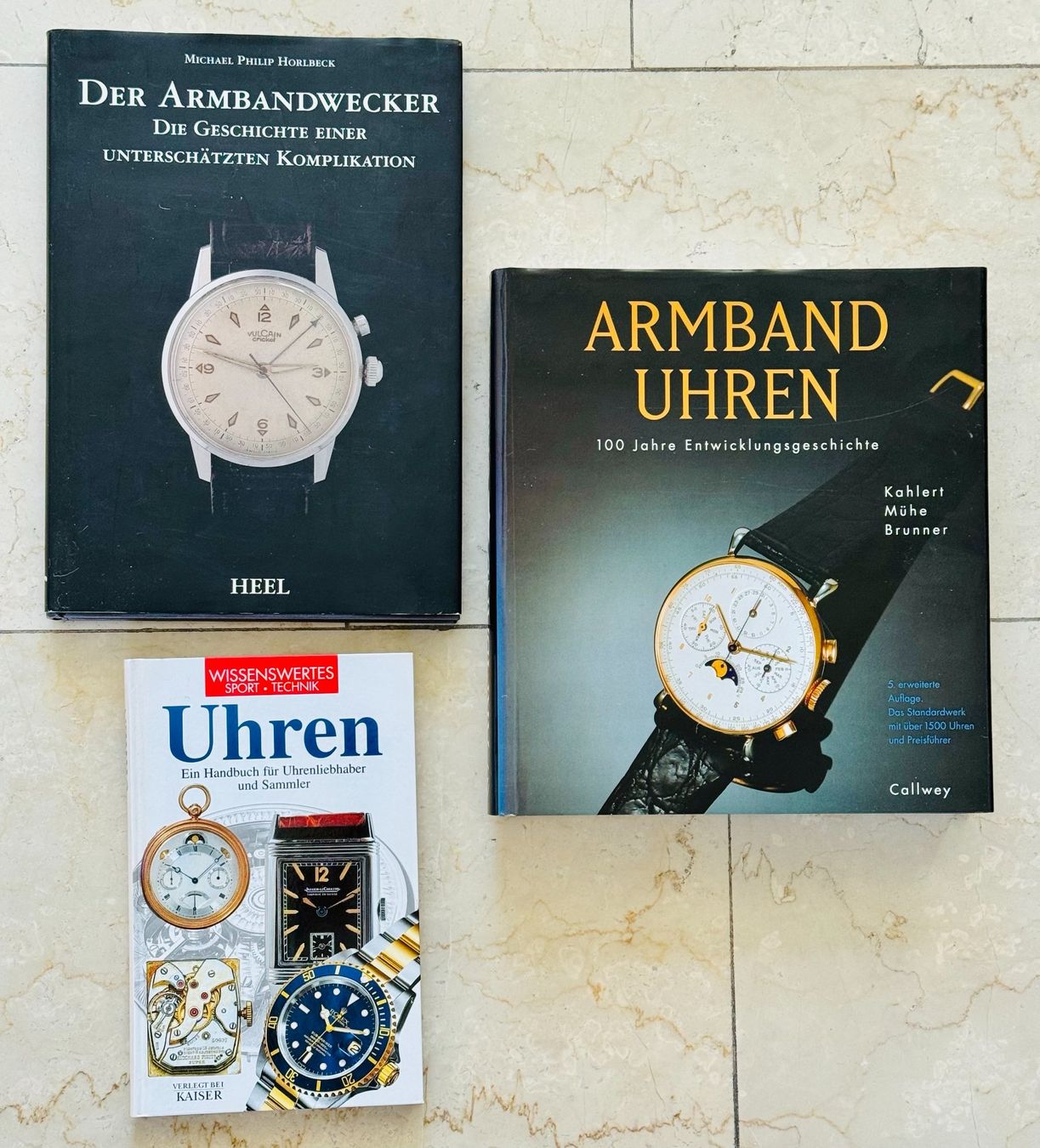 Libri: Bücherpaket Armbanduhren – Usato da Derendingen venduto da Stoffel7