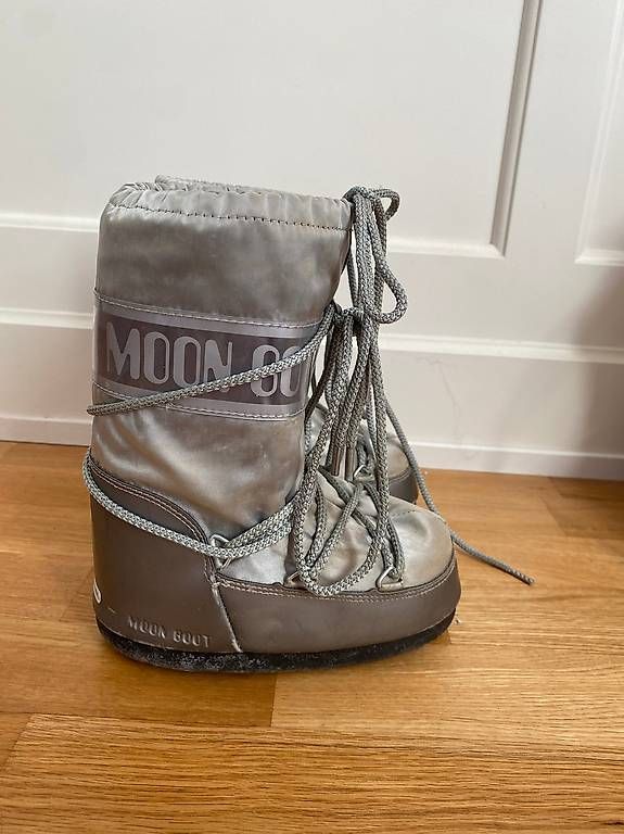 Moon Boot Chaussures garçon: Moonboots 27-30 – D'occasion à Zürich par Lauraflor 1