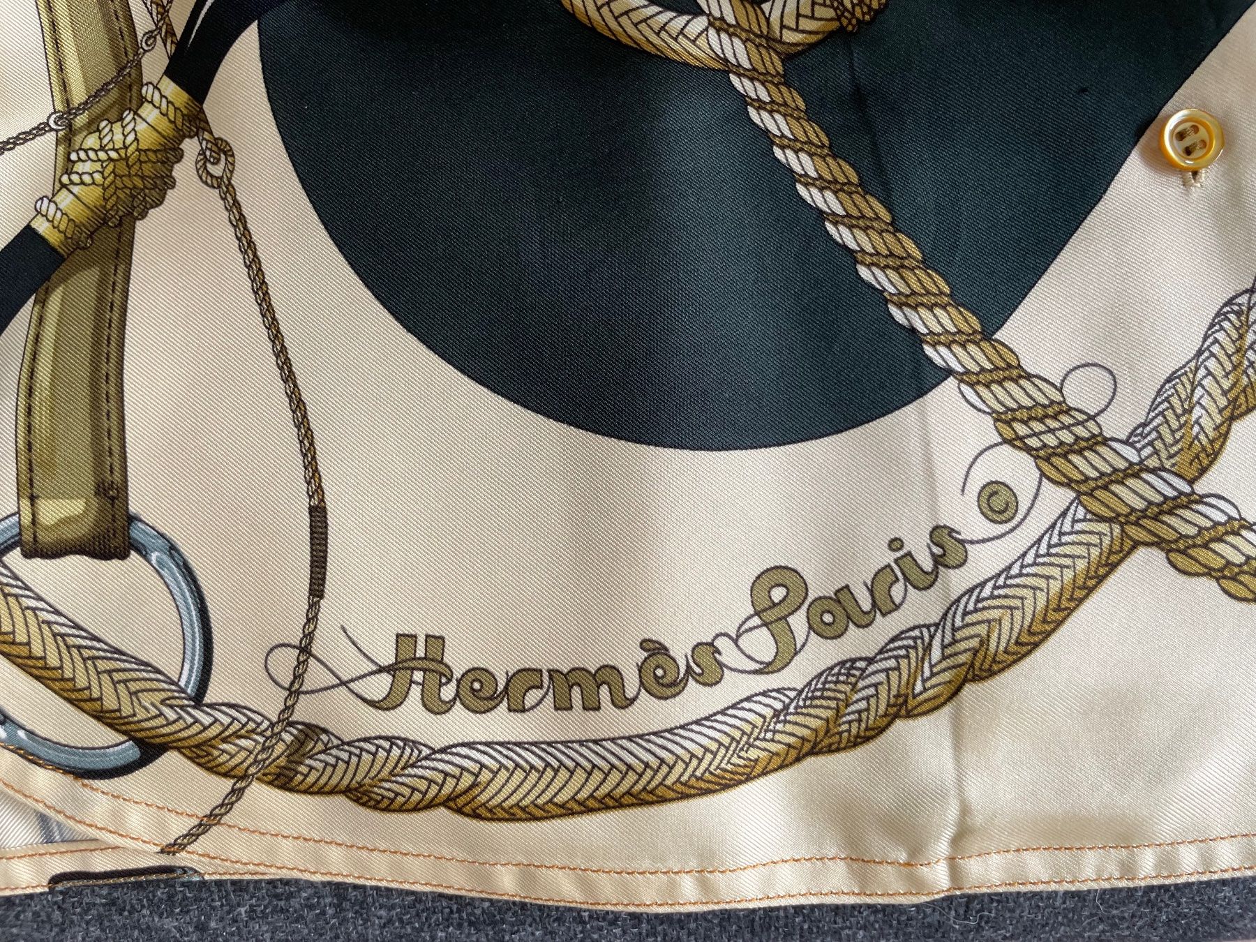 Hermès Blusen: Klassische Hermès Seiden Bluse – Gebraucht aus Küsnacht ZH von Daneser 9