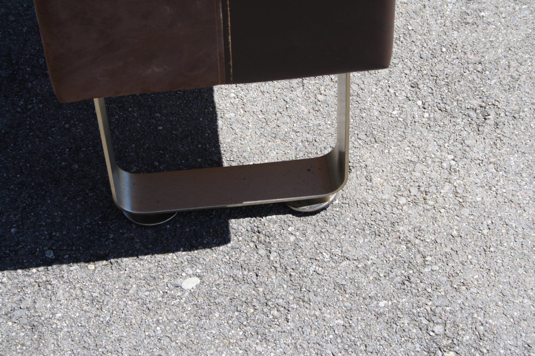 Sgabelli: HOCKER MASSIVER SCHWERER HOCKER – Usato da Wauwil venduto da Pneuedy 8