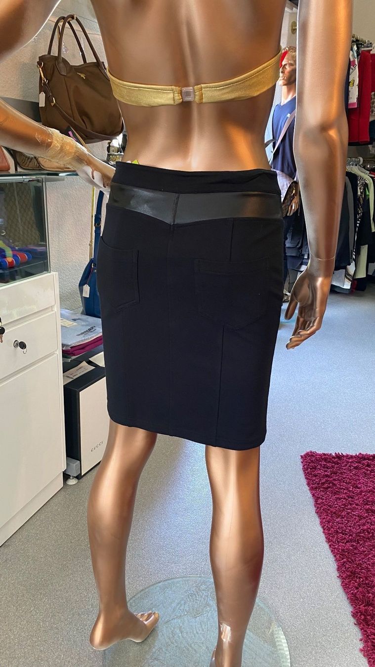 Versace Gonne: Versace Jeans Minirock neu – Nuovo e nell'imballaggio originale da Lachen SZ venduto da HelvetiaLuxury 5
