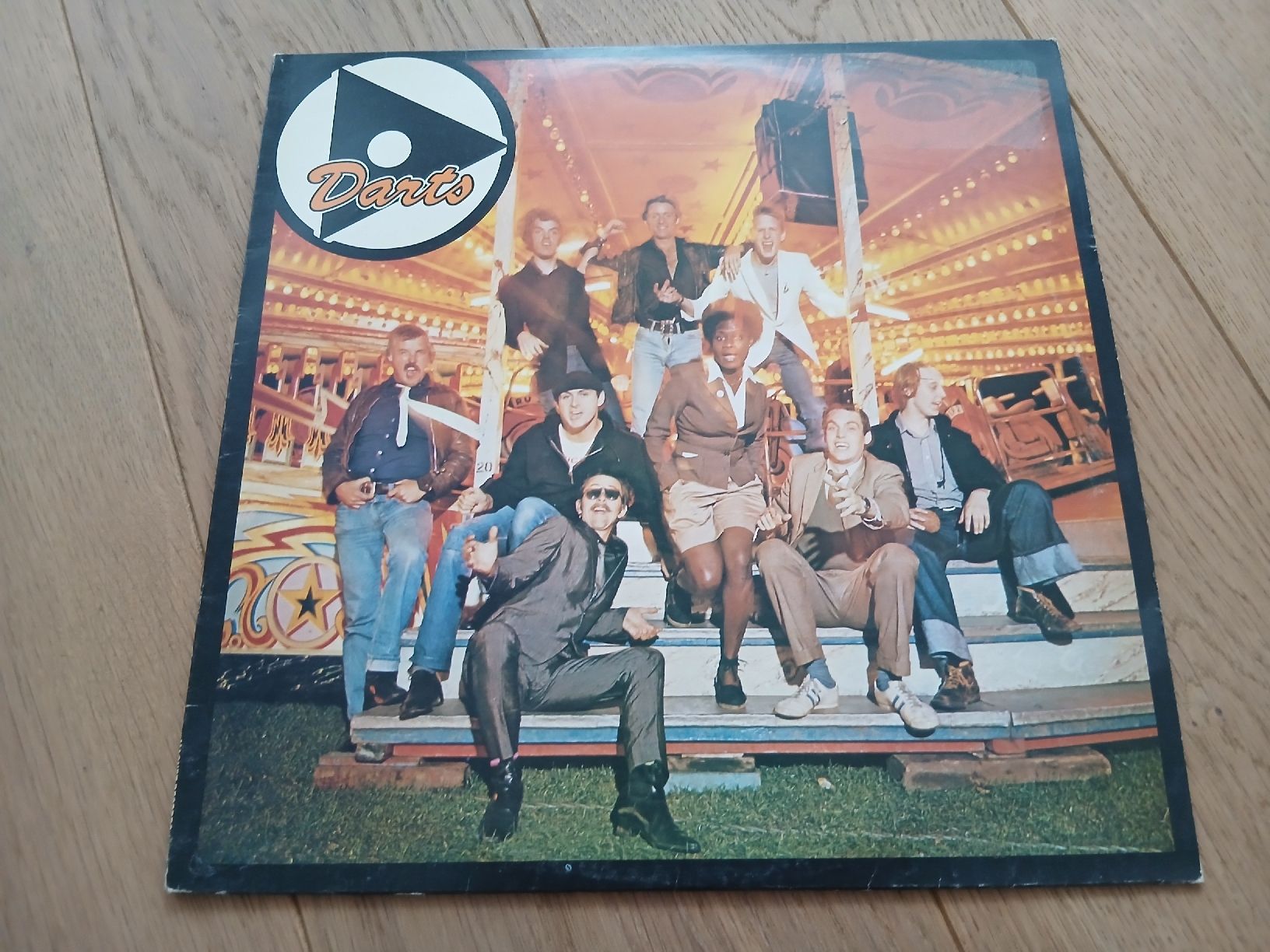 Dischi in vinile: Darts - Dart Attack - LP - Vinyl Schallplatte – Usato da Oftringen venduto da nem_6zkk