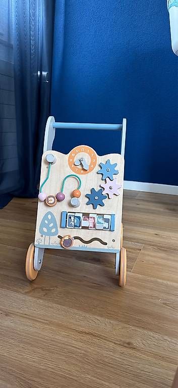 Veicoli per bambini: Chariot de marche  – Usato da La Chaux-de-Fonds venduto da Gwendowendy