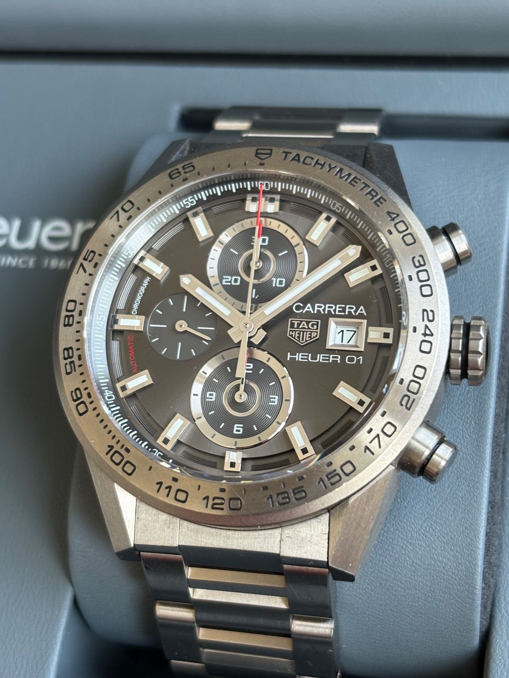 Tag Heuer Montres: Tag Heuer Carrera Heuer 01 Titanium Fullset – D'occasion à Birsfelden par Mynos 2