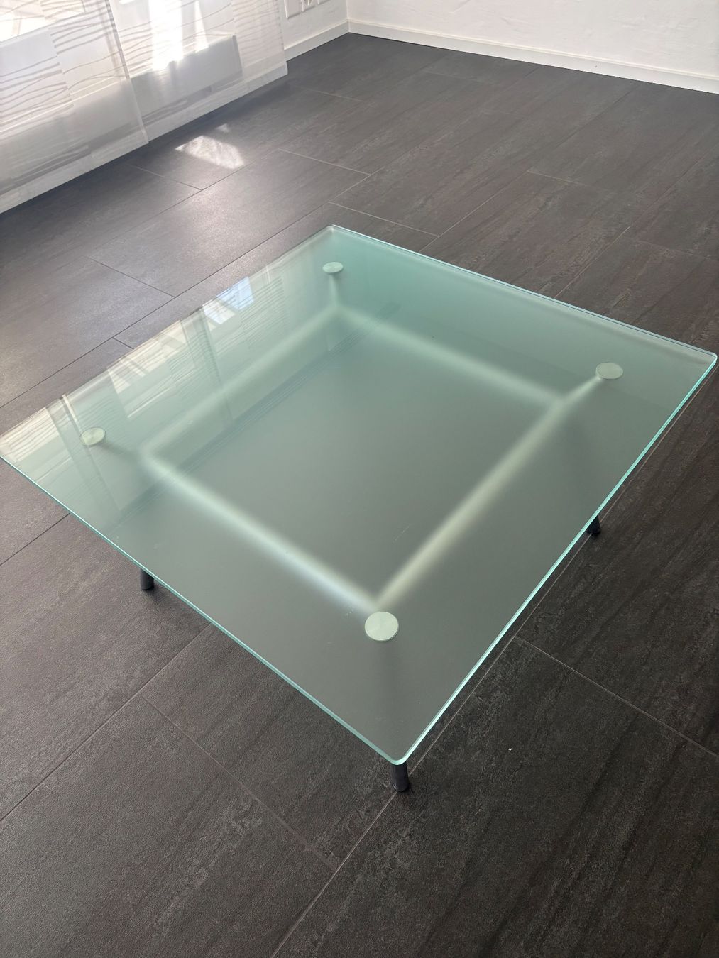 Tische: Glas- Salontisch 80x80x40 – Gebraucht aus Dänikon ZH von Simpam 1