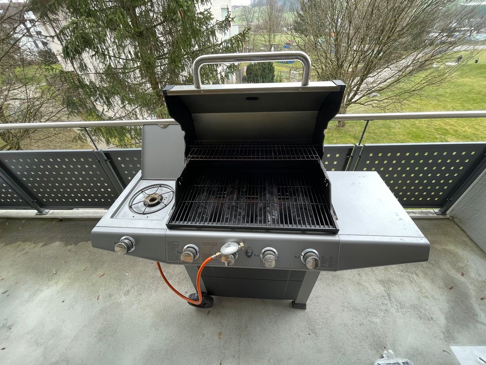 2 Edelstahl BBQ Wursthalter - Stehender Mann Grill Rost Für Hot Dogs