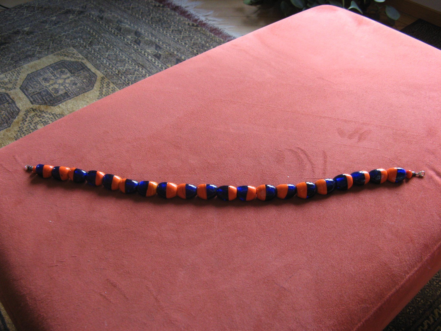 Catenine: Glas Halskette orange-blau – Usato da Zürich venduto da apil 4