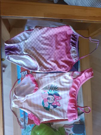 2 badekleid 92-98  3 jahre