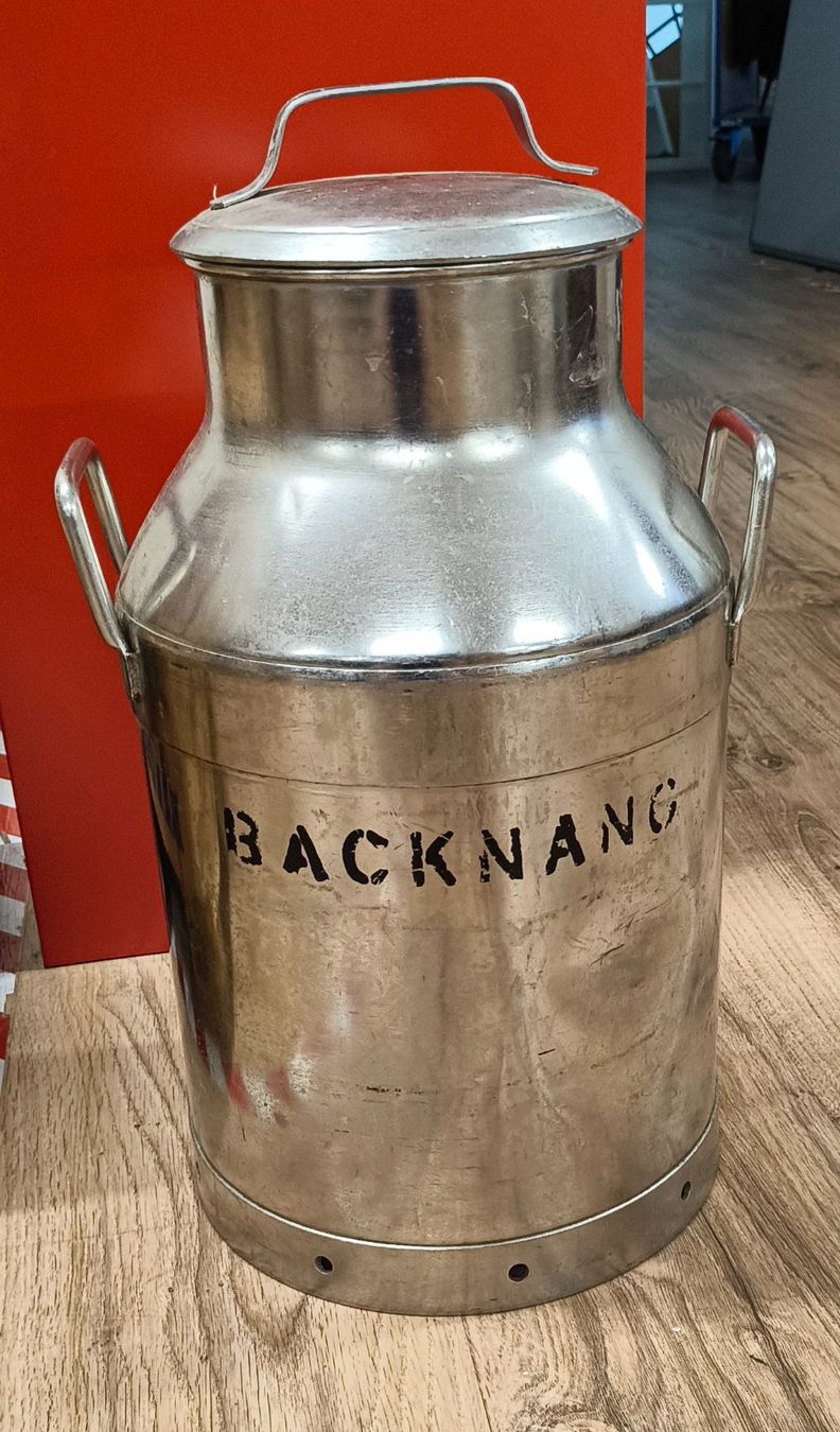 Agricoltura: Milchkanne Backnang 2215 – Usato da Basel venduto da bk_brockibasel