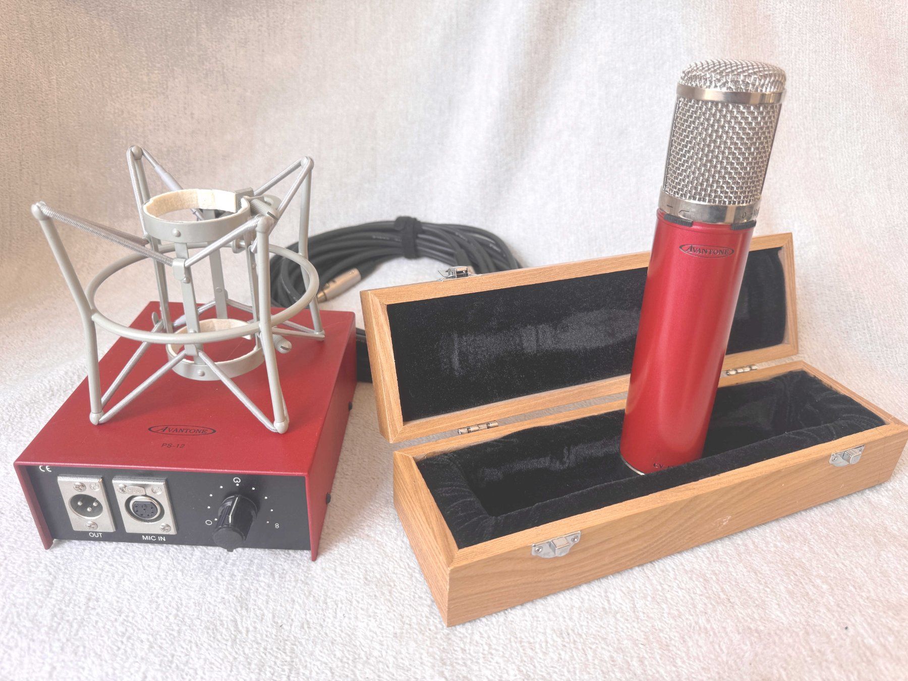 Microfoni: Avantone CV12 tube Microphone Grossmembran – Usato da Zürich venduto da Malco0