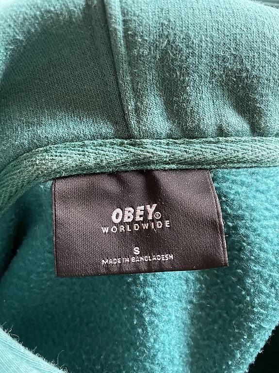 Obey Maglioni & Felpe: Obey Pullover grün Grösse S – Usato da Iffwil venduto da kuh_nj9w 2