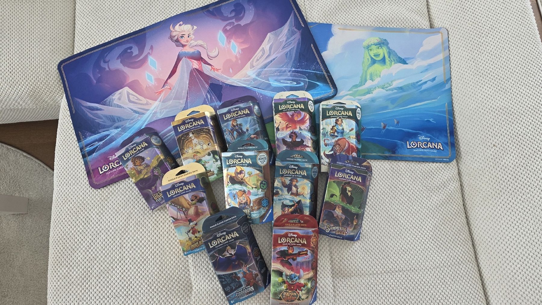 Disney Sammelbilder & Trading cards: Disney Lorcana - Starterdecks + Playmats – Gebraucht aus Uitikon Waldegg von Se14