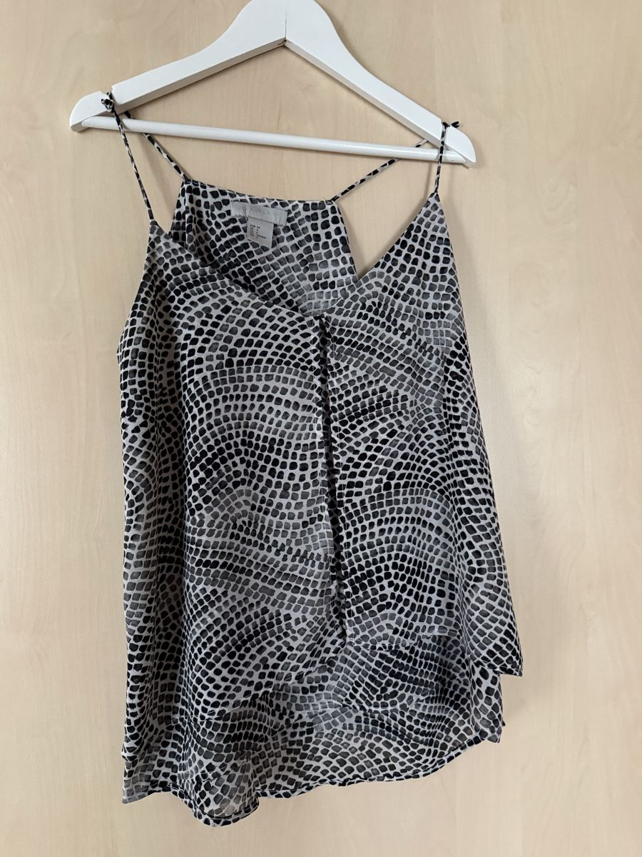 H&M Top: H&M Top  – Usato da Mümliswil venduto da eliaane