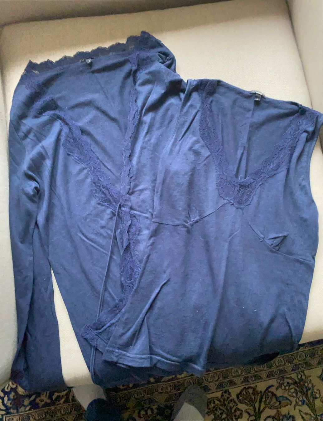 Négligés & Pyjamas: Complet negligé 2pcs lancetti liseuse bleu ta – D'occasion à Küssnacht am Rigi par CALIFRASQUI 5
