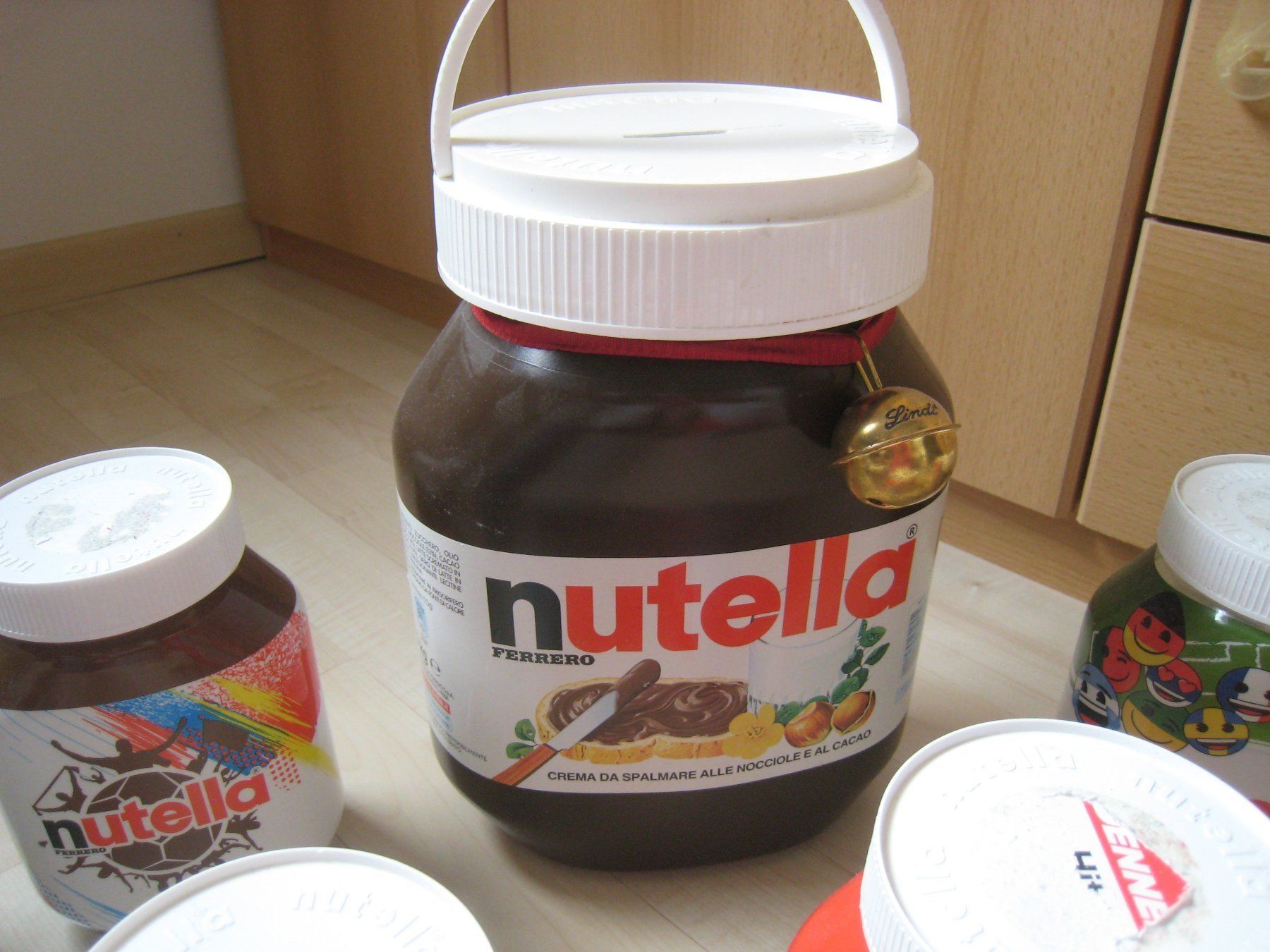 Tutte le decorazioni: Nutella Fan-Set 13teilig (leer) – Usato da Gelterkinden venduto da Andreachrista 4