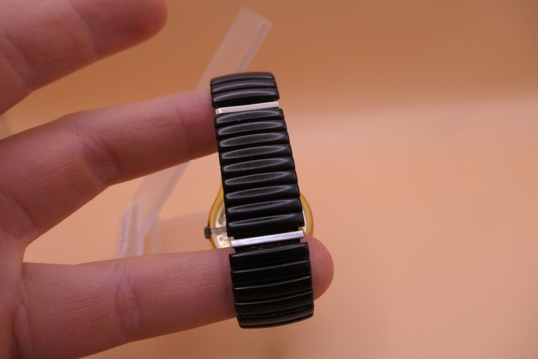 Swatch Orologi: Swatch Gent "FLAKE" GK165, neue Batterie – Usato da Thun venduto da CHRONOTIKA 5